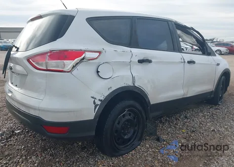 2014 Ford Escape S z USA, uszkodzony, nr VIN 1FMCU0F7XEUC05083